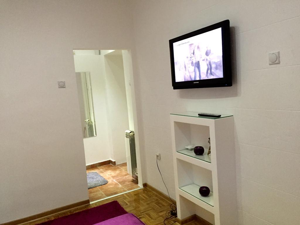 Apartment Mia Belgrado Quarto foto